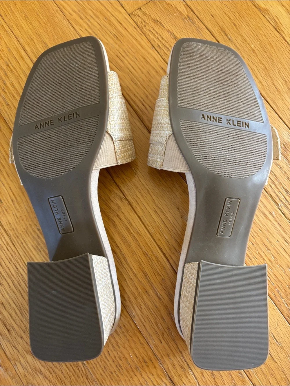 ANNE KLEIN Netty Heeled Slide Sandals beaded tan buckle heel 9.5 M